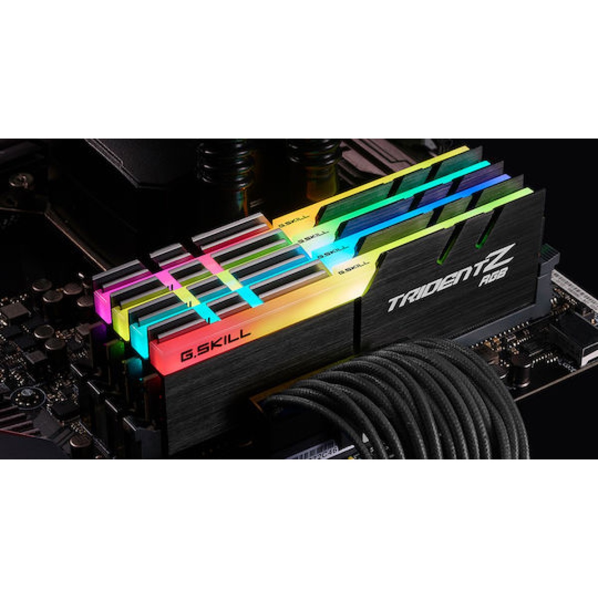 G.Skill Trident Z RGB DDR4 32GB RAM με 4x8GB Modules και Ταχύτητα 4000 για Desktop