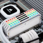 Corsair Dominator Platinum RGB DDR4 16GB RAM με 2x8GB Modules και Ταχύτητα 3200 για Desktop