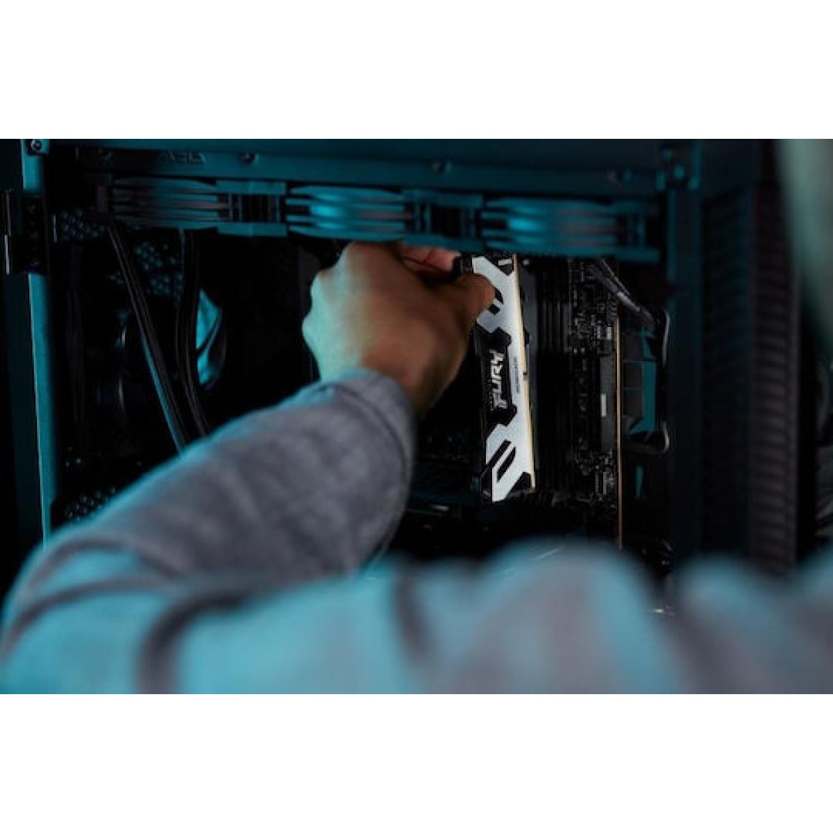 Kingston Fury Renegade Silver DDR5 32GB RAM με 2x16GB Modules και Ταχύτητα 7200 για Desktop