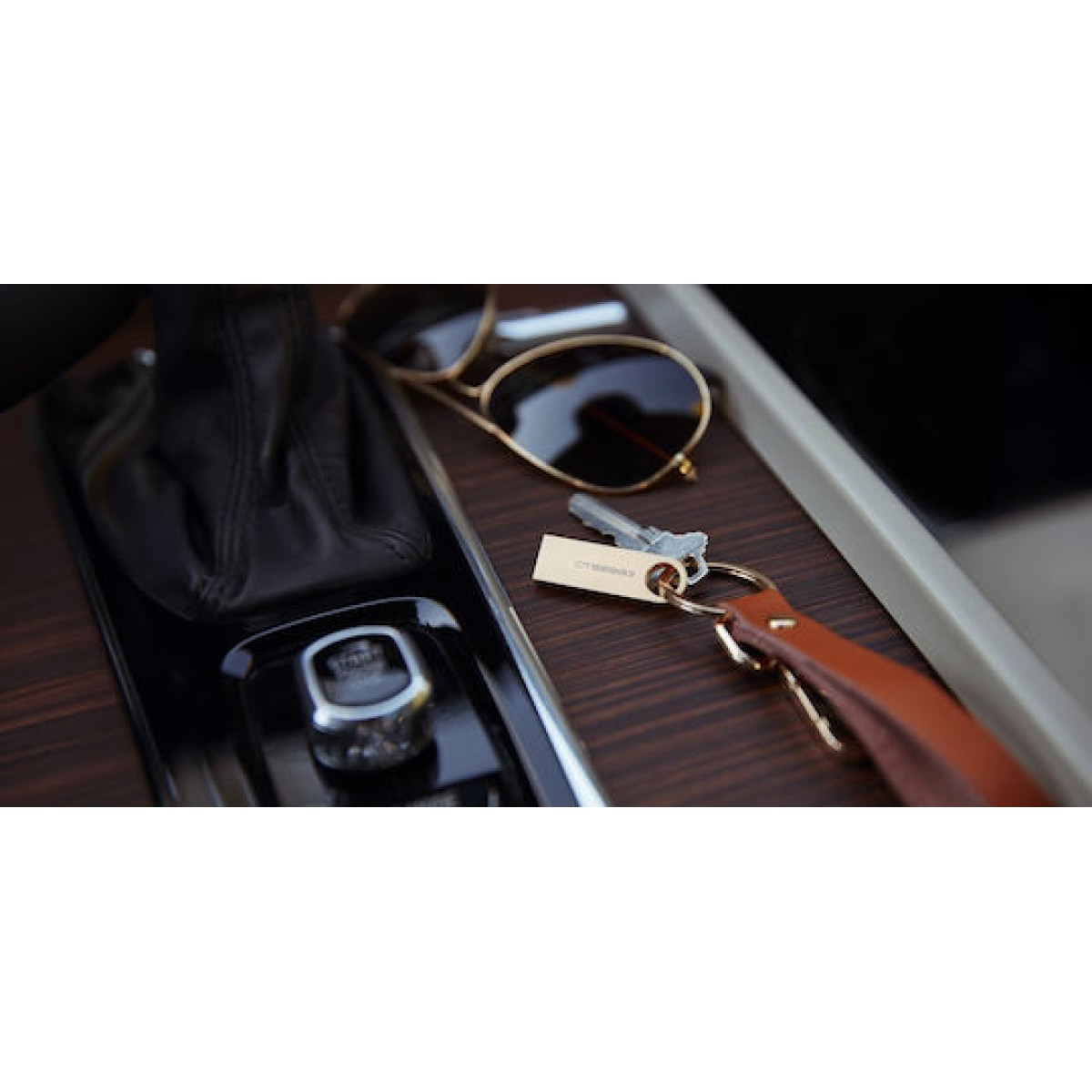 Kingston Datatraveler Se9 G3 128GB USB 3.2 Stick Χρυσό