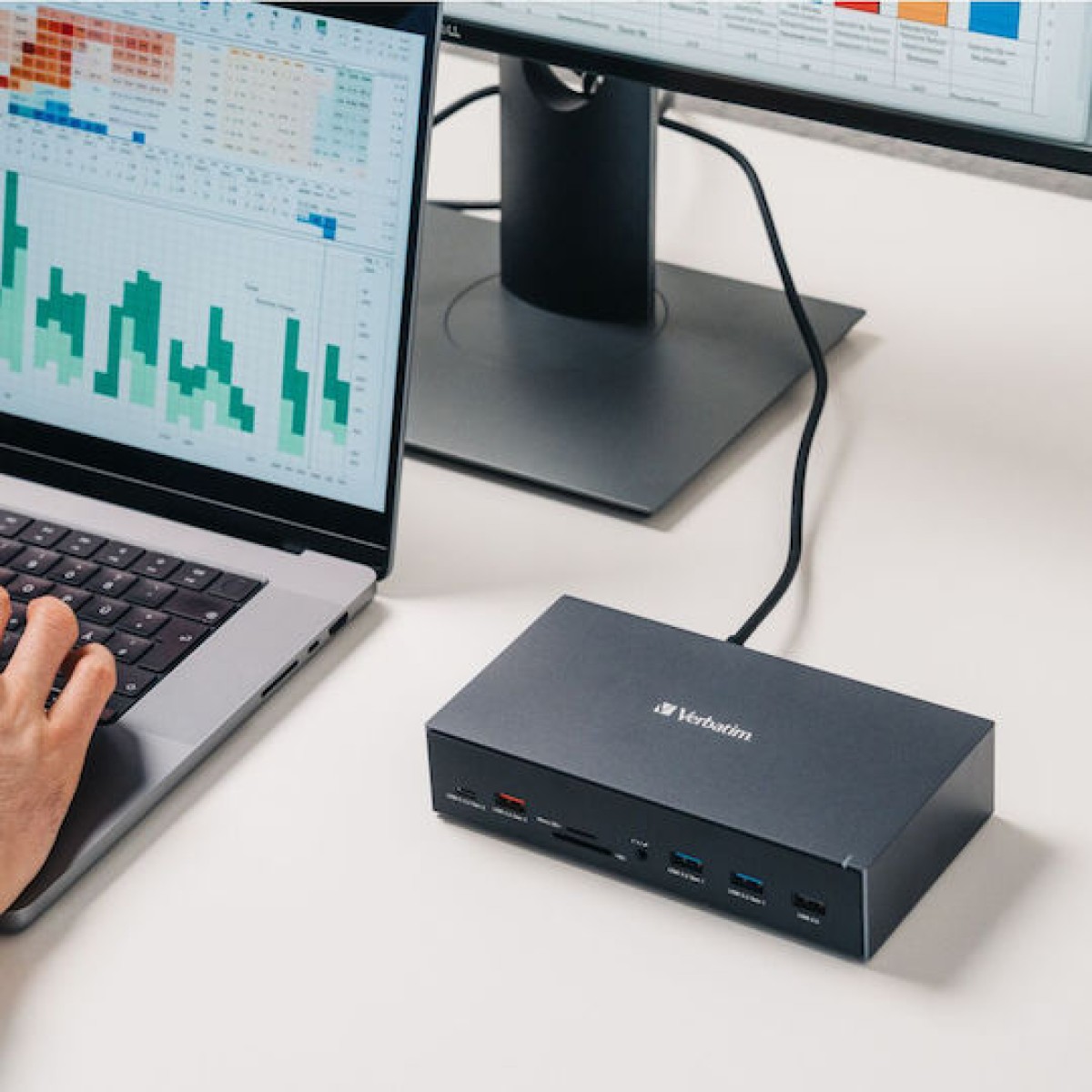 Verbatim CDS-17 USB-C Docking Station με HDMI/DisplayPort 4K PD Ethernet Μαύρο