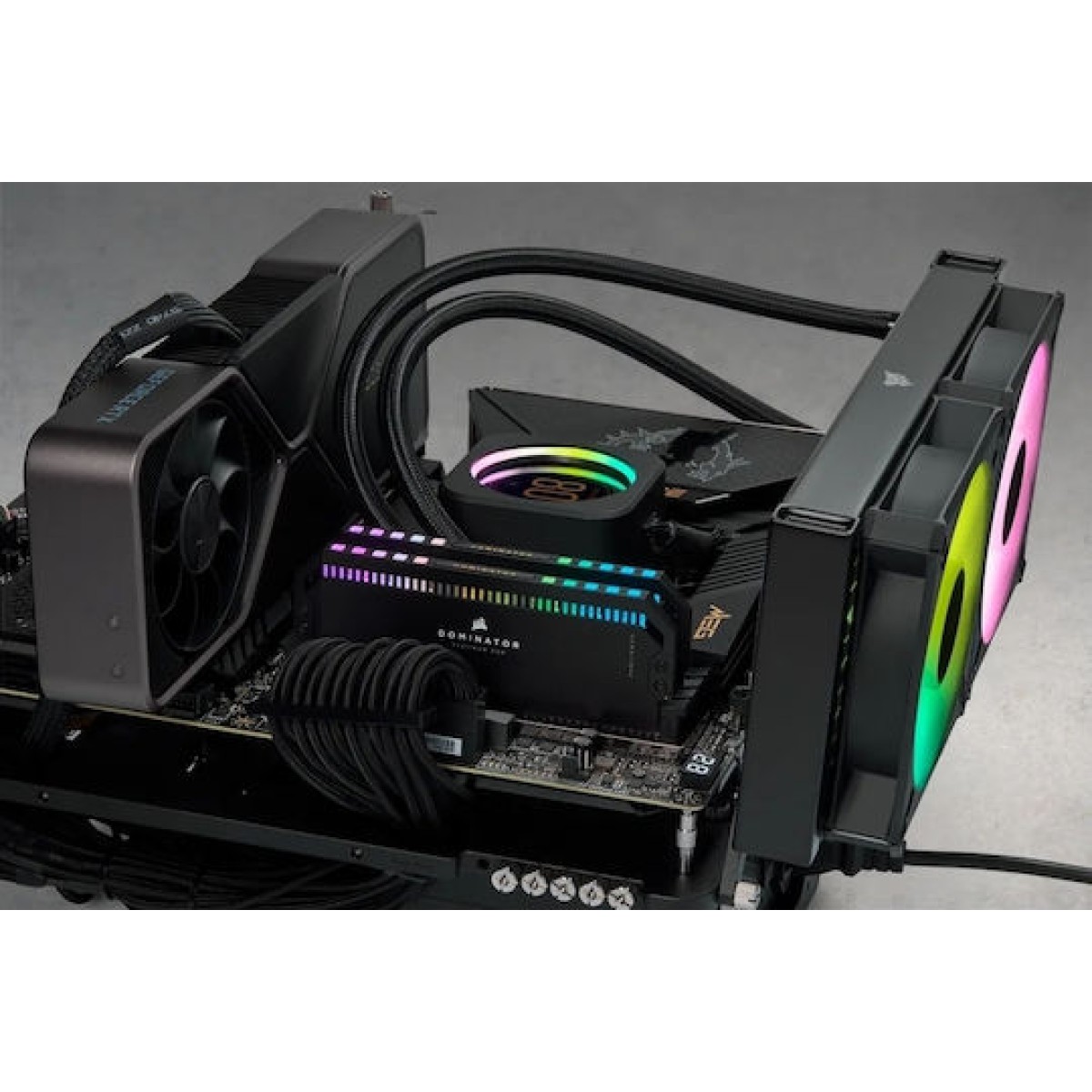 Corsair Dominator Platinum RGB DDR5 64GB RAM με 2x32GB Modules και Ταχύτητα 6000 για Desktop
