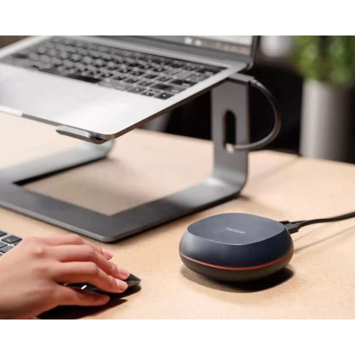 Sandisk Desk Drive USB-C Εξωτερικός SSD 4TB Μαύρο