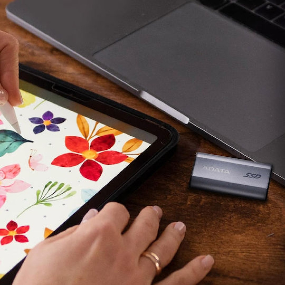 Adata 1TB USB 3.2 SSD Stick Μαύρο