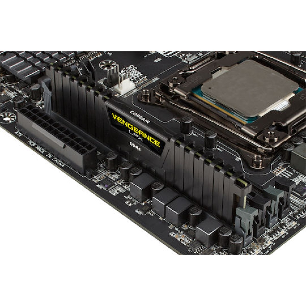 Corsair Vengeance LPX DDR4 32GB RAM με 4x8GB Modules και Ταχύτητα 2666 για Desktop
